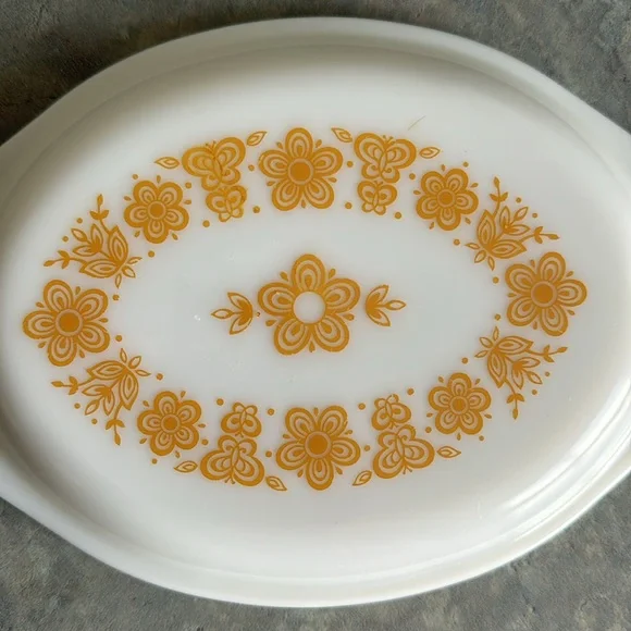 Pyrex butterfly 043 casserole lid only - Picture 2 of 2
